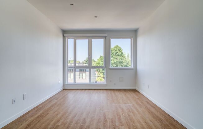 1 bed, 1 bath, 563 sqft, $1,549, Unit 211