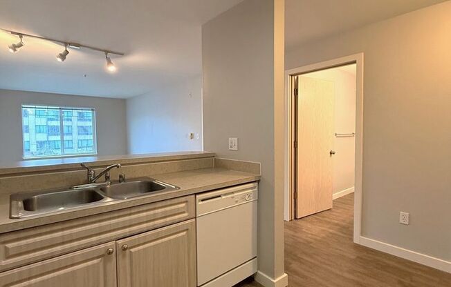 Portico on Terrace Apartments