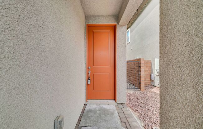 Summerlin gated community 4 bedroom 3 baths