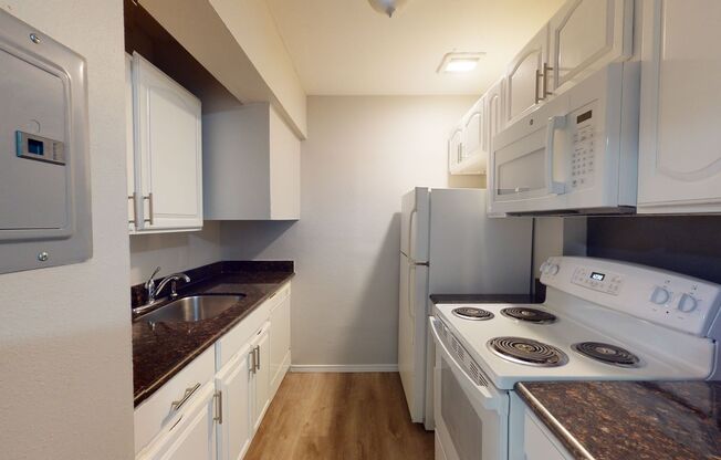 1 bed, 1 bath, 575 sqft, $1,395, Unit 10
