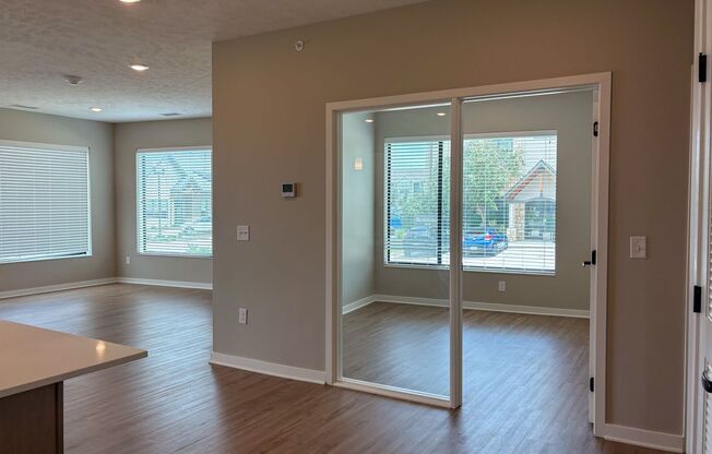 2 beds, 2 baths, 1,464 sqft, $2,279, Unit 316