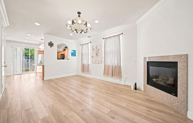 9105 Echo Point Pl