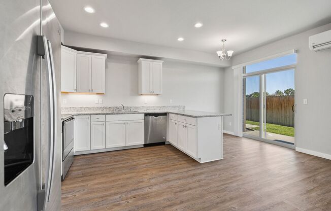 3 beds, 2.5 baths, 1,402 sqft, $1,800, Unit B150