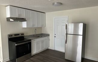 3 beds, 2 baths, $1,350