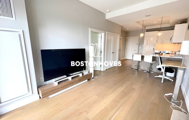 1 bed, 1 bath, 689 sqft, $4,250, Unit 1109