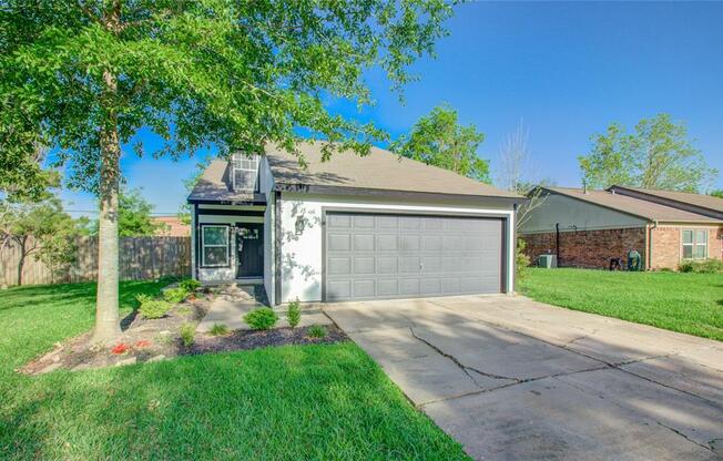 445 E CASTLE HBR DR