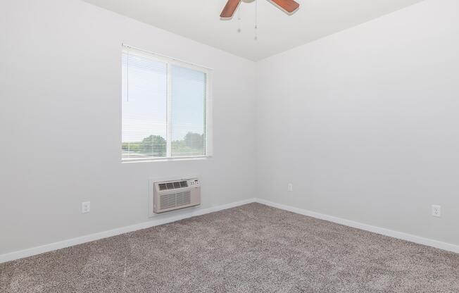 1 bed, 1 bath, 810 sqft, $1,215