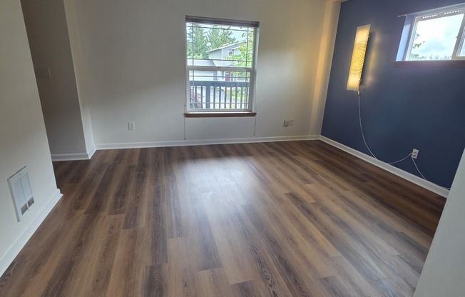 407 NE MAX WILLIAM LOOP