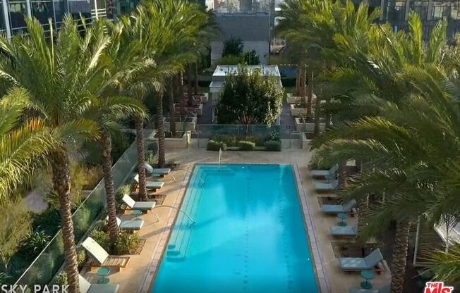 3 beds, 2.5 baths, 1,626 sqft, $5,700, Unit 2910