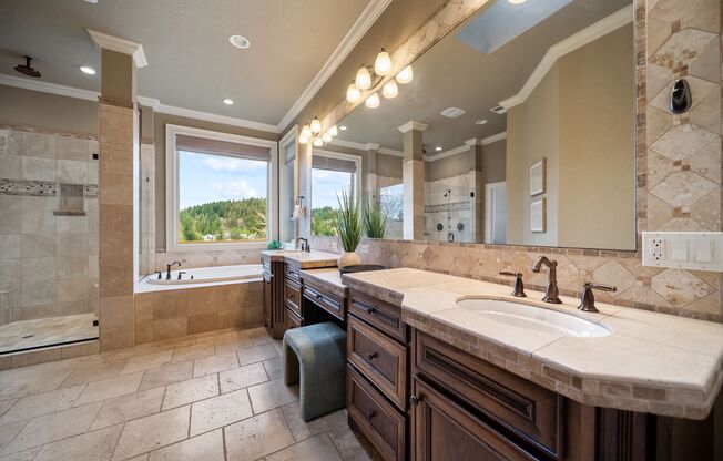 4 beds, 3.5 baths, $4,895