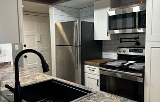 2 beds, 2 baths, $1,600, Unit # 102