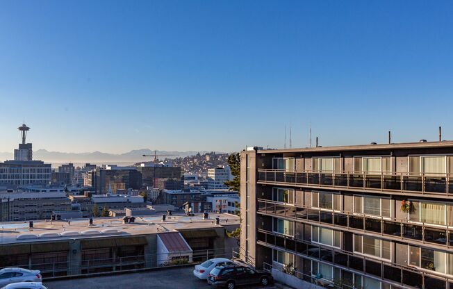 SPECIAL OFFER: Second Month FREE RENT! Viewmont Apartments