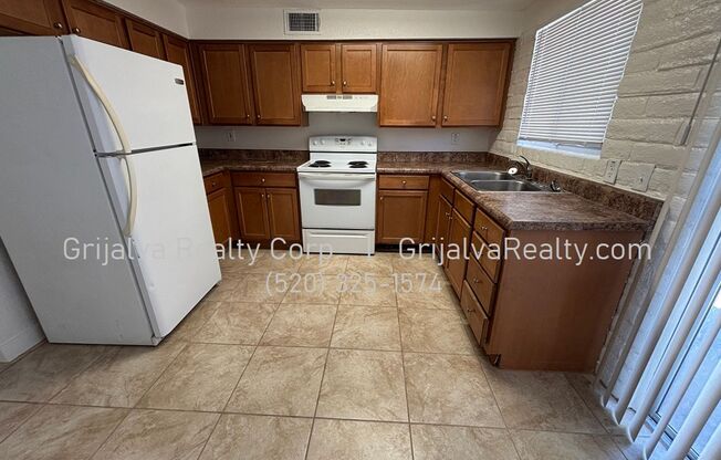 3648 Blacklidge