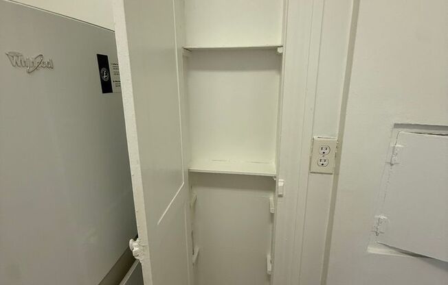 Studio, 1 bath, 308 sqft, $1,175, Unit Bayard Manor 301