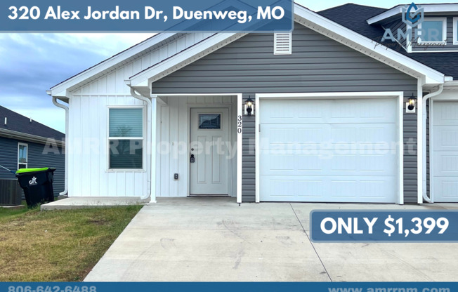 New 3 Bedroom Townhome In Duenweg!