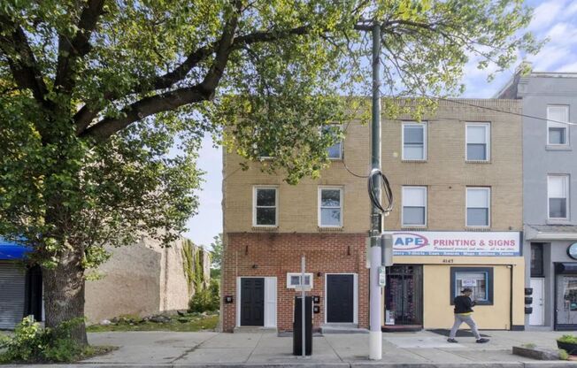 4149 Lancaster Ave