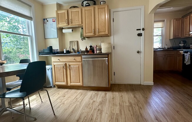 25 CEDAR ST