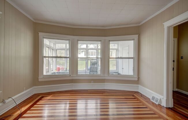 310 Dewey St