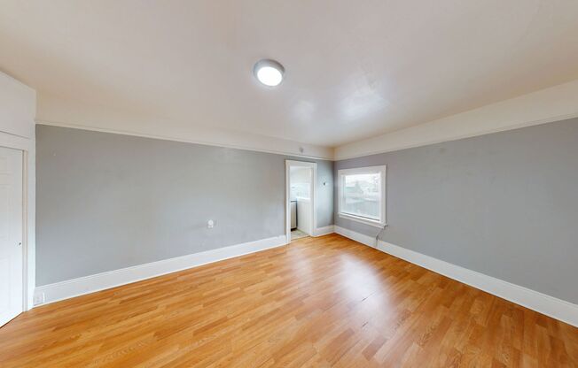 1832 Fruitvale Avenue