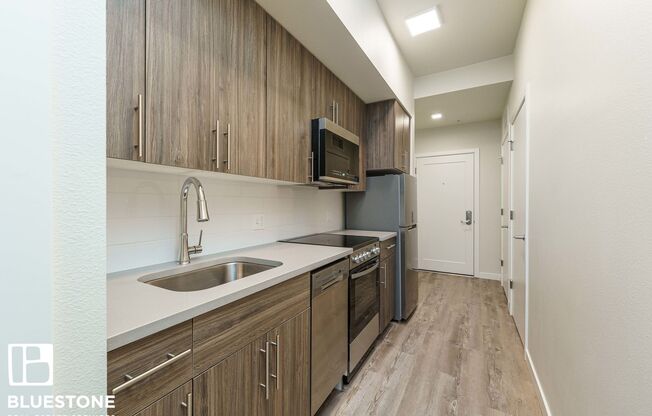 1 bed, 1 bath, 648 sqft, $1,595, Unit 202
