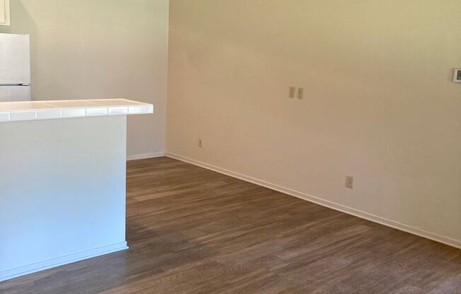 1 bed, 1 bath, 605 sqft, $1,285, Unit 79