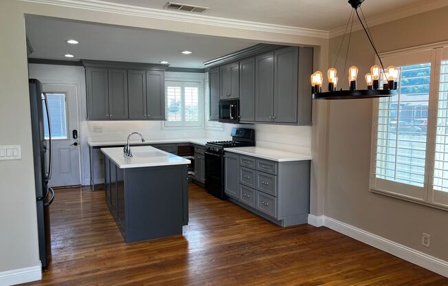 3 Bed 2 Bath Home For Rent in an Excellent Part Pico Rivera with Solar Panels