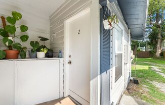 Charming 1-Bedroom Duplex in Orlando