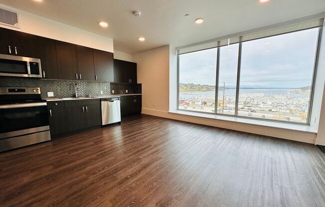 1 bed, 1 bath, 549 sqft, $2,500, Unit 410 5th #605