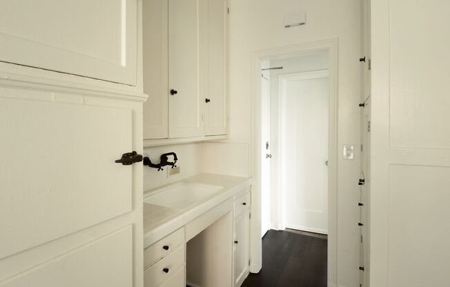 1 bed, 1 bath, 780 sqft, $1,933.85, Unit Unit 307