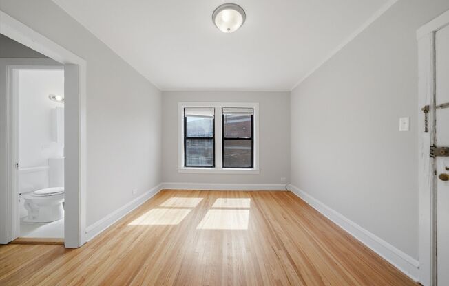 1 bed, 1 bath, 512 sqft, $2,250, Unit 2714-2II