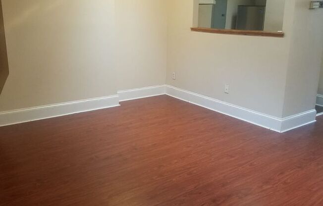 Studio, 1 bath, $1,100, Unit 114 Apt. 4