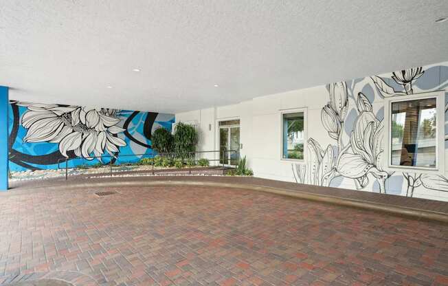 The Grand Upper Kirby Apartments in Houston, TX Front Entrance