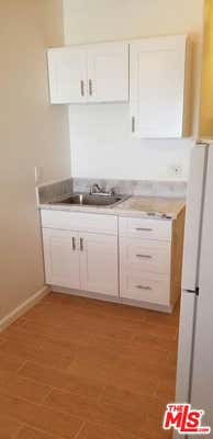 Studio, 1 bath, 300 sqft, $1,350, Unit 1818 3/4