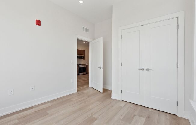 2 beds, 2 baths, 839 sqft, $2,385, Unit Unit 608