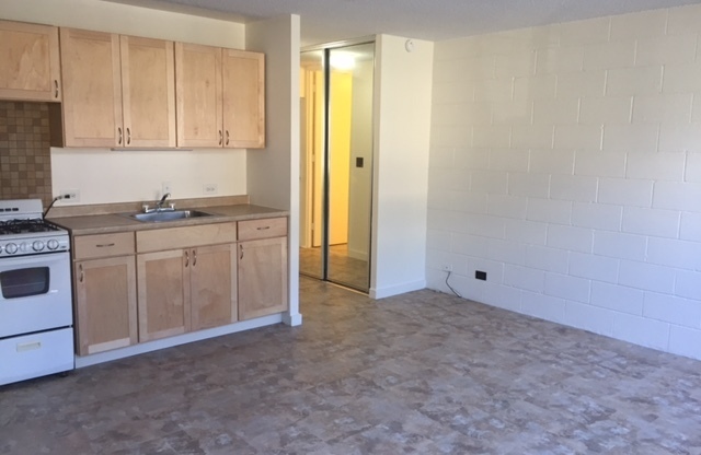$1,450 Low rise Studio with all utilities included at Punahou Gardens in Makiki