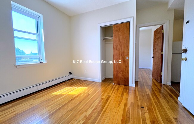 172 North Beacon St. 2S