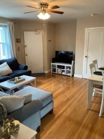 125 FARRAGUT RD