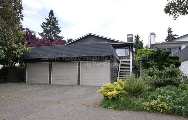 6116 22 AVE