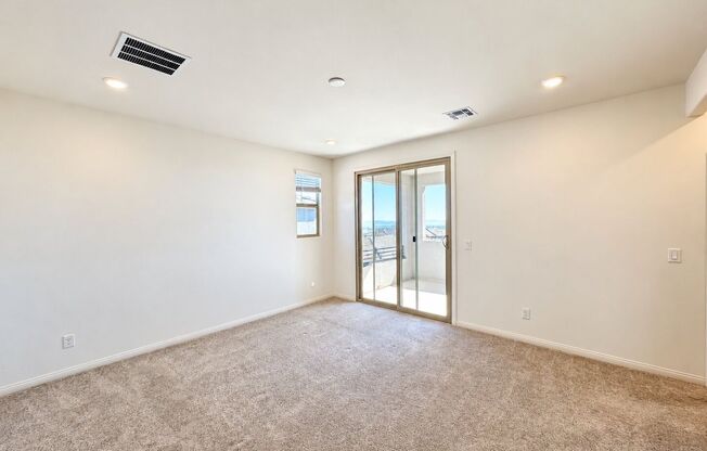 4 beds, 3 baths, $2,895