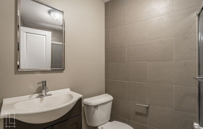 Studio, 1 bath, $865, Unit 866 N. High St. Apt. 8