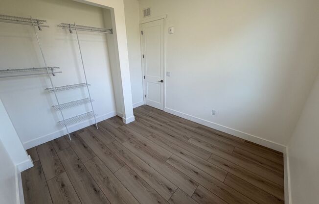 2 beds, 2 baths, 1,001 sqft, $1,475