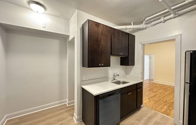 2328 SPAULDING