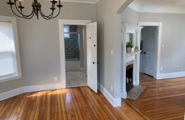 81 CLARE AVE
