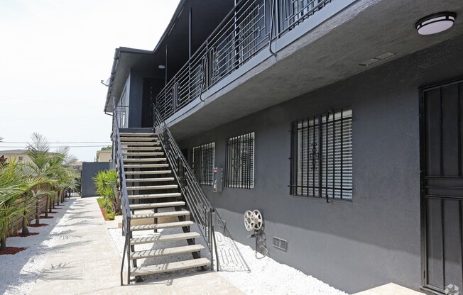 10227 S. 10th Ave.