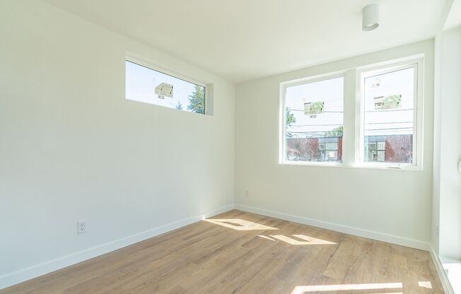 Studio, 1 bath, 275 sqft, $1,125, Unit 301