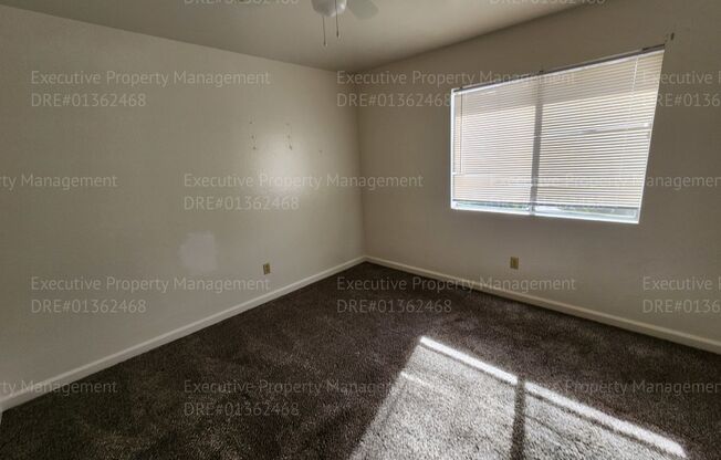 2 beds, 1 bath, $1,425, Unit B