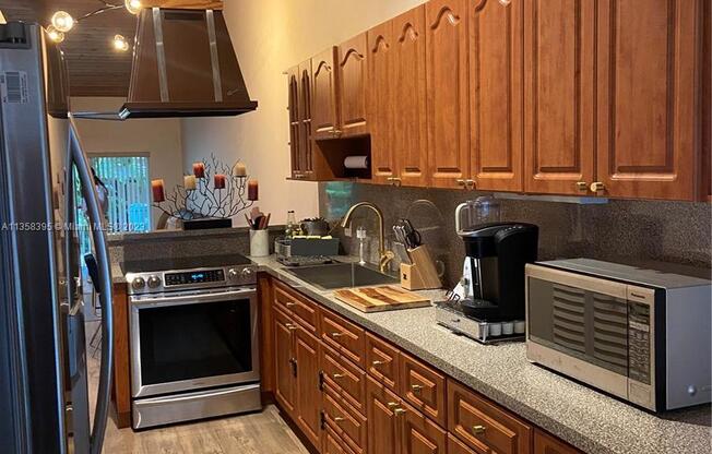 13505 SW 101 LN