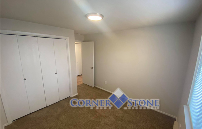 2 beds, 1 bath, $1,350