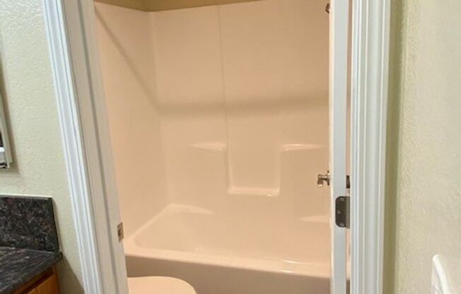 2 beds, 2 baths, 900 sqft, $1,995, Unit 103