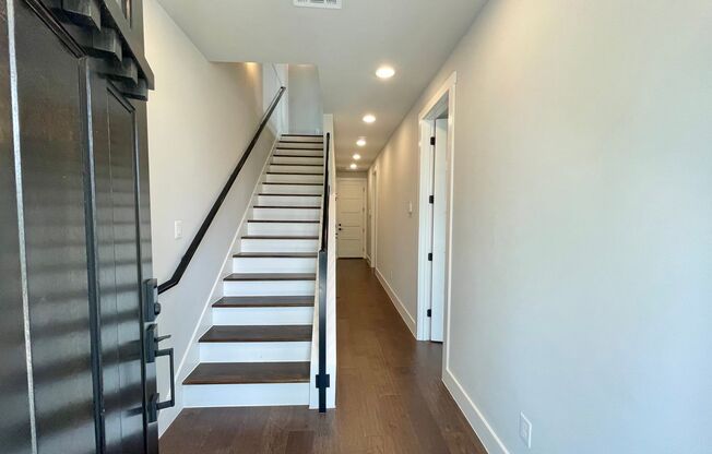 E Evergreen St 311 - 78212